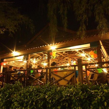 Bayview Beach Resort Ban Krut  Buitenkant foto